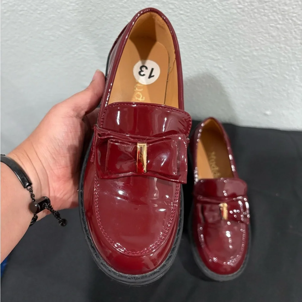 Mudd Kids Burgundy Moccasins with Bow Size 13